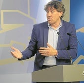 Comparecencia conjunta de Aitor Esteban y Eneko Andueza el pasado mes de junio en el Parlamento vasco.