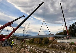 La obra aligerará el tráfico de la calle Txomin Egileor, que está siendo reformada actualmente.