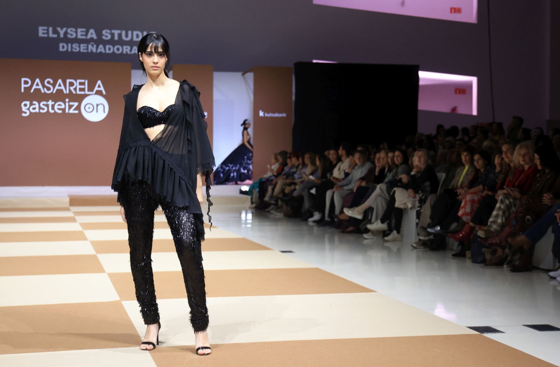 El desfile de la diseñadora vitoriana Eva Gómez en la pasarela Gasteiz On