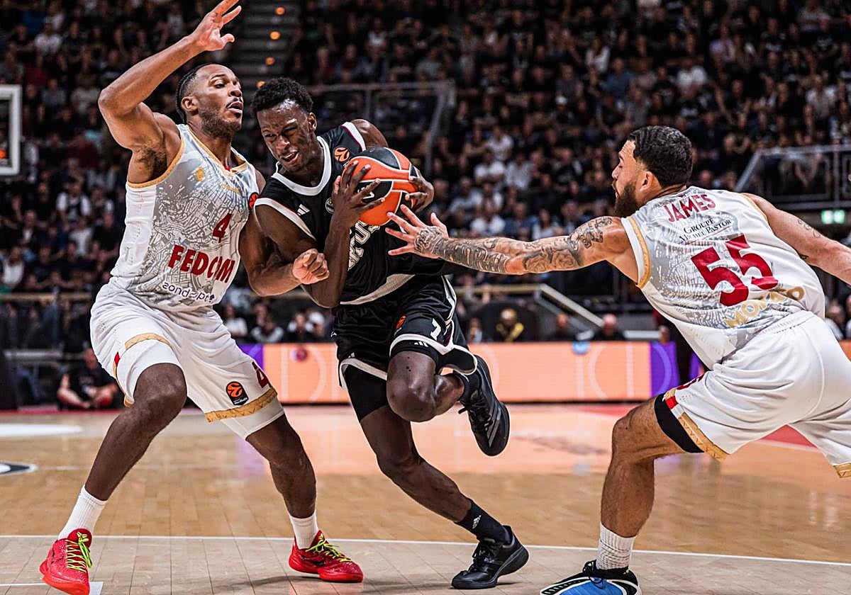 Niang promedia 10,2 de valoración en 20 minutos en su estreno en la Euroliga.