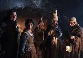 Paul Urkijo, Yune Nogueiras, Iñake Irastorza, Elena Irureta eta Ane Gabarain, filmaketaren irudi batean.