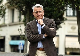 De Andrés, fotografiado en el centro de Bilbao, llegó hace dos años a la presidencia del PP vasco.