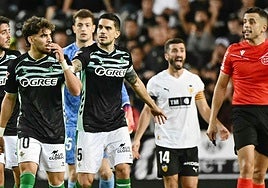 Nuevos insultos racistas en Mestalla: «Abde dame un 'segarro'»