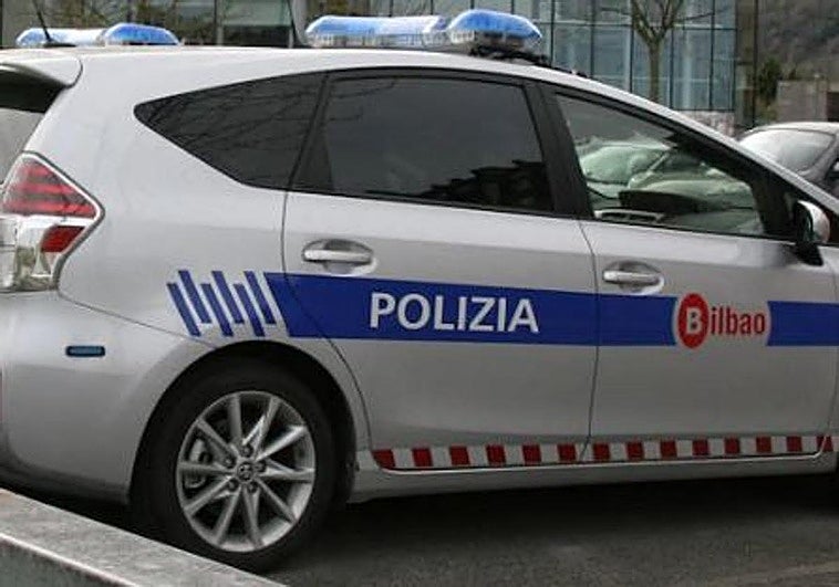 Una mujer herida al ser atropellada por un coche en Bilbao