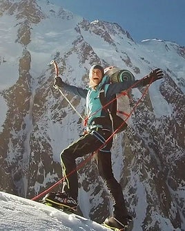 Pipi Cardell, primera mujer en abrir vía en un 8.000 en estilo alpino.