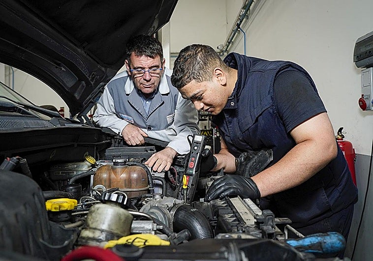 Confebask advierte que «es imposible» traer inmigrantes con Formación Profesional