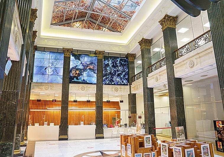 Bideotikan 2025 transforma Bilbao en un museo digital al aire libre y se expande al Guggenheim