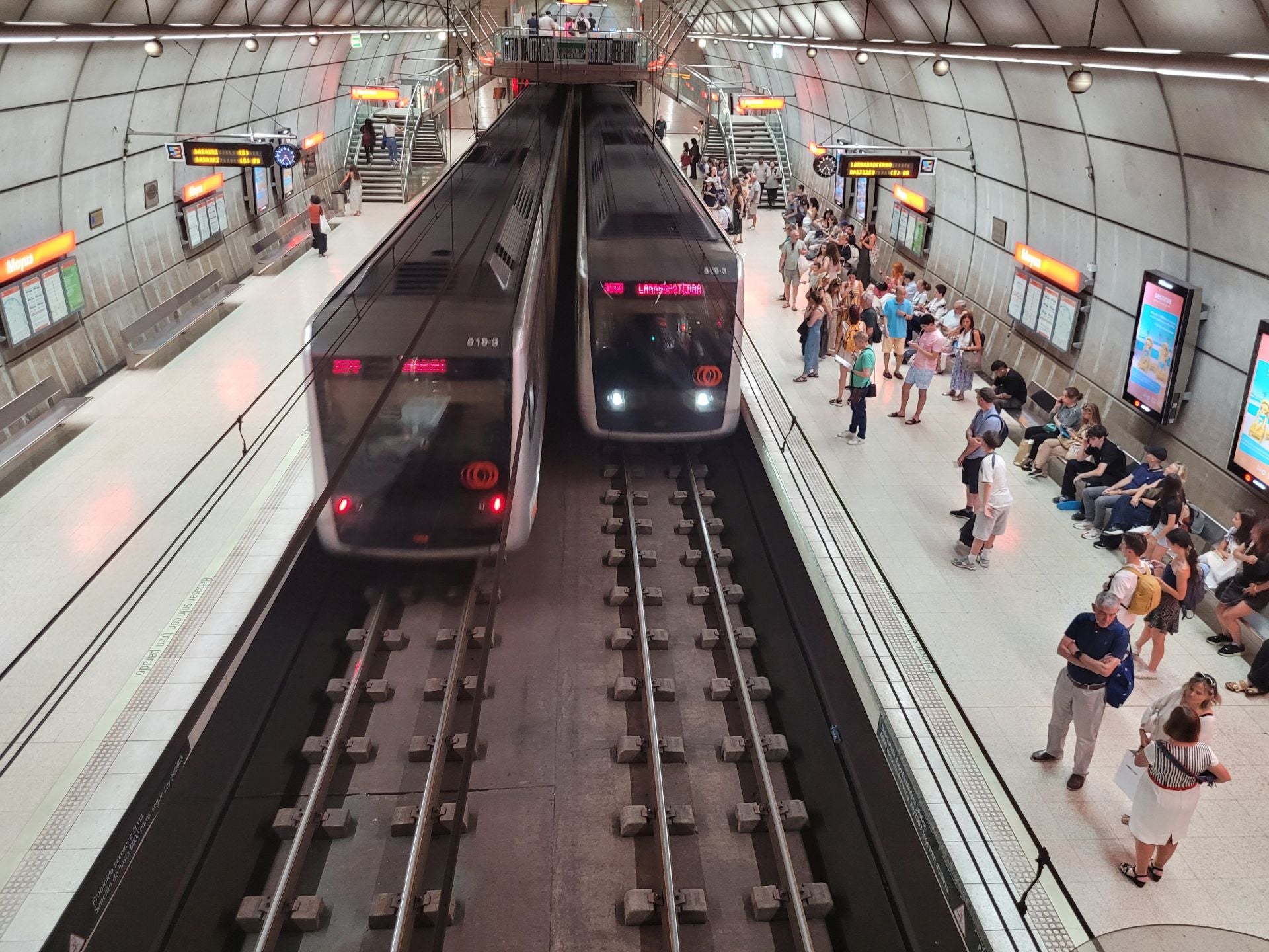 Etxanobe busca convencer a PNV y PSE para salvar 'in extremis' el descuento al transporte