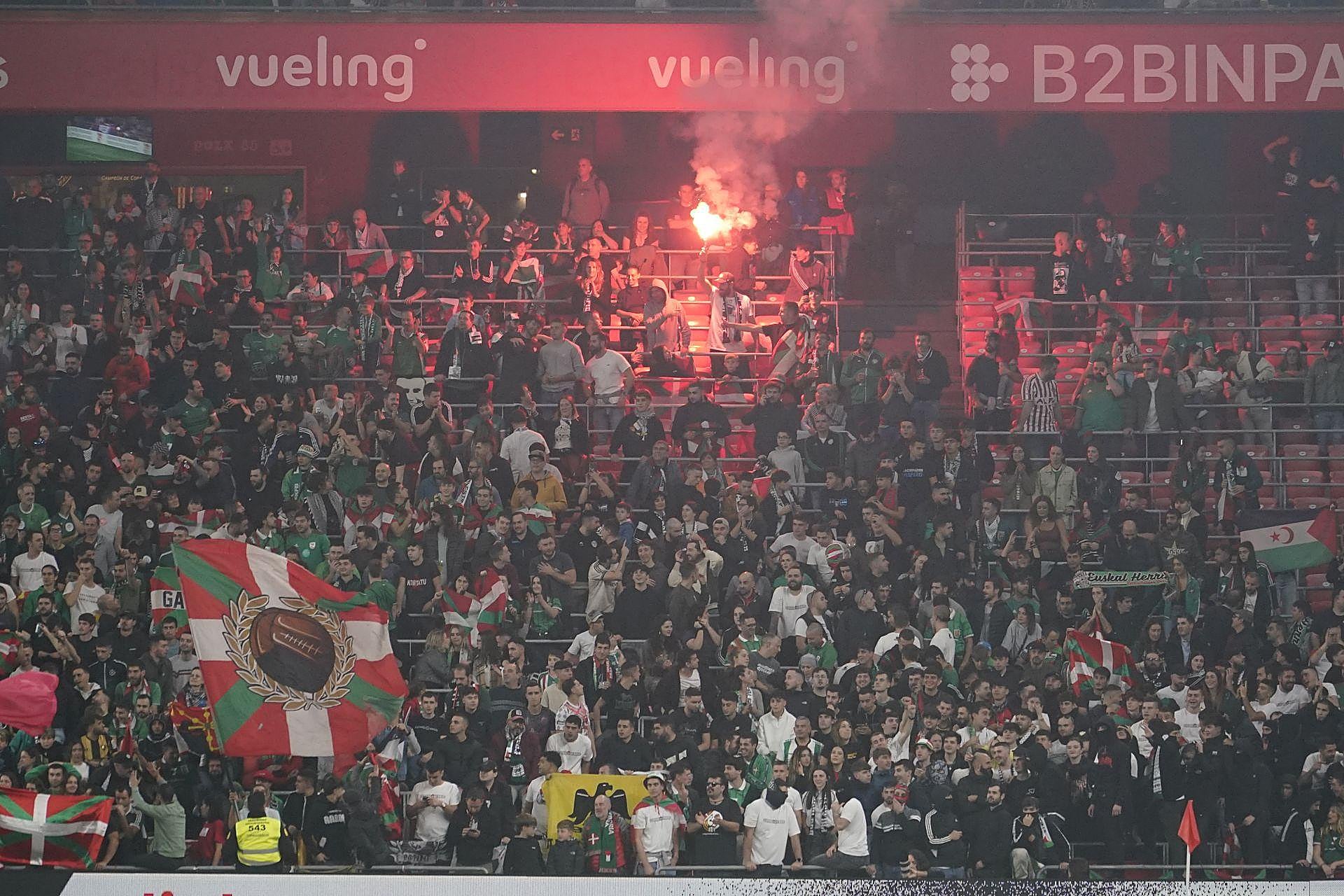 Las bonitas imágenes que nos deja el Euskadi-Palestina en San Mamés