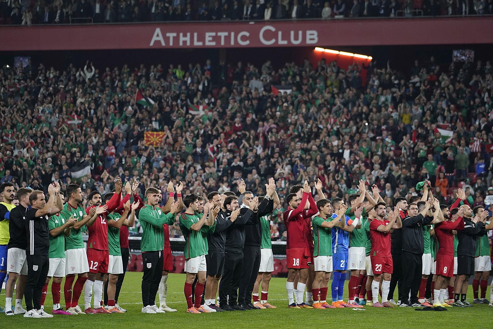 Las bonitas imágenes que nos deja el Euskadi-Palestina en San Mamés