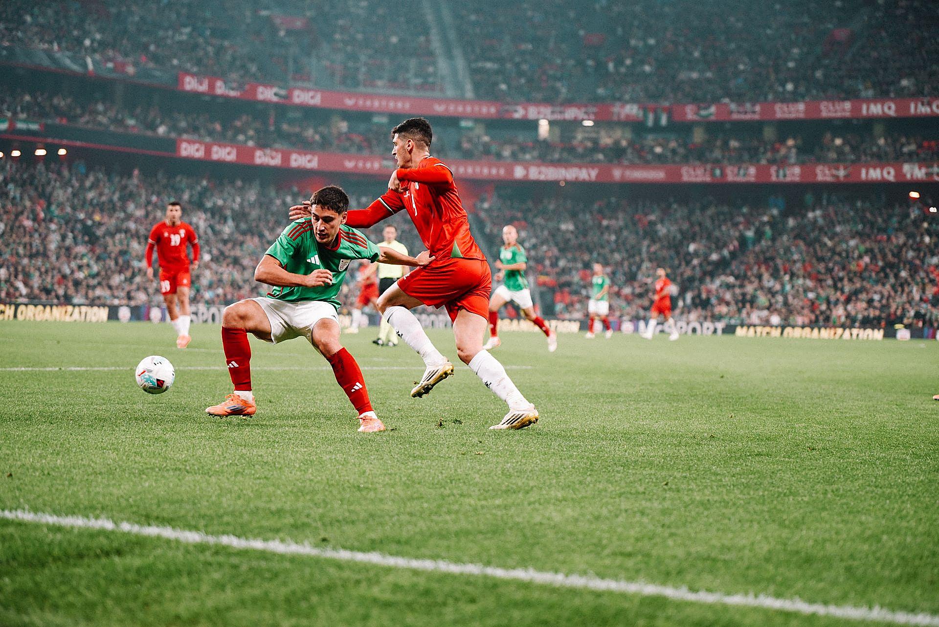 Las bonitas imágenes que nos deja el Euskadi-Palestina en San Mamés