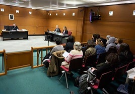 Primera sesión del juicio celebrada este lunes en Vitoria.