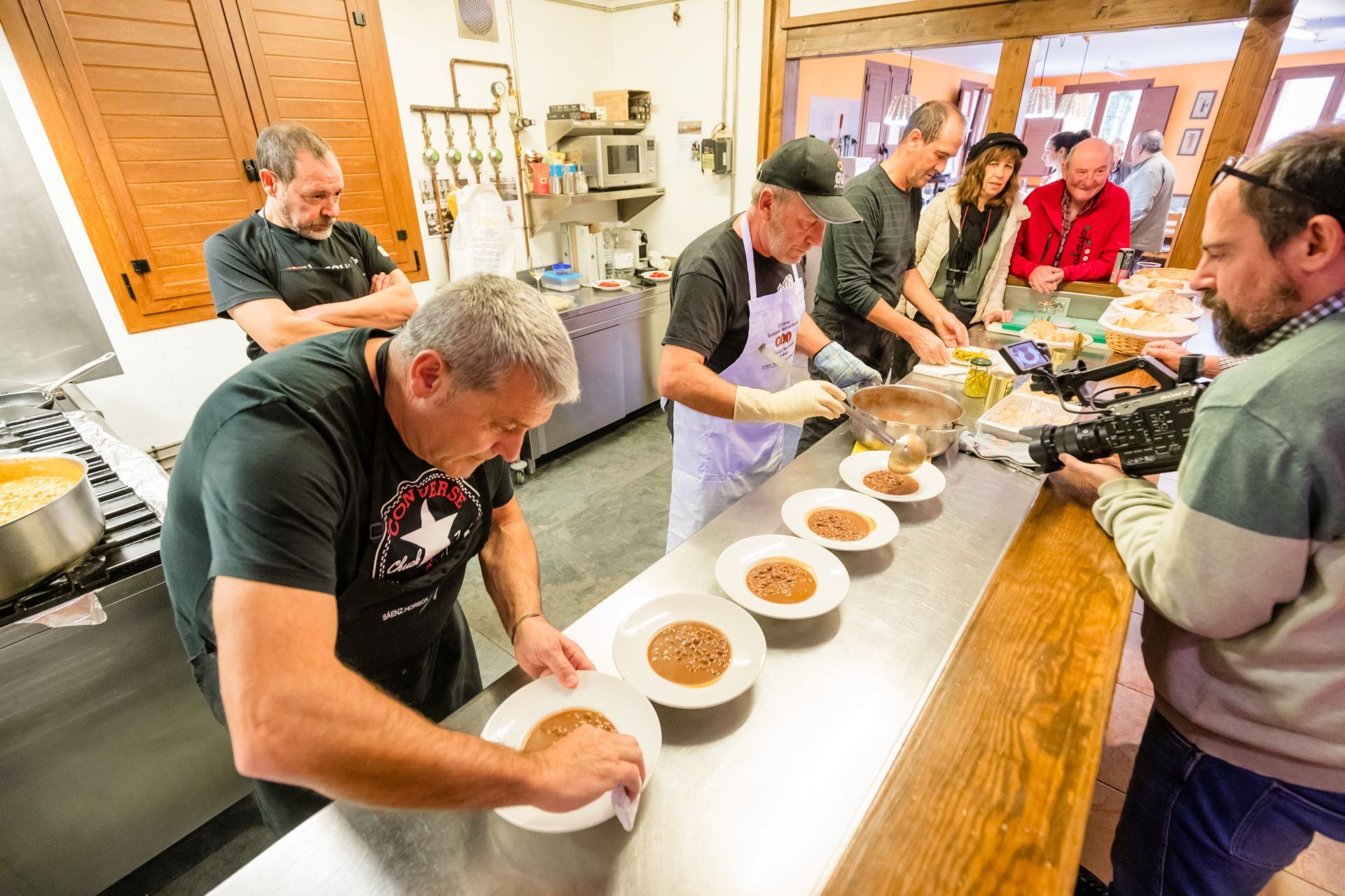 Así ha sido la cena en Gatzalde