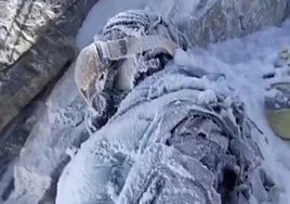 Hallan otro cuerpo en el Everest: un alpinista congelado durante décadas, ahora descubierto por el deshielo