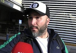 Kiko Rivera, fotografiado paseando con una mujer por Sevilla: ¿tiene nueva novia?