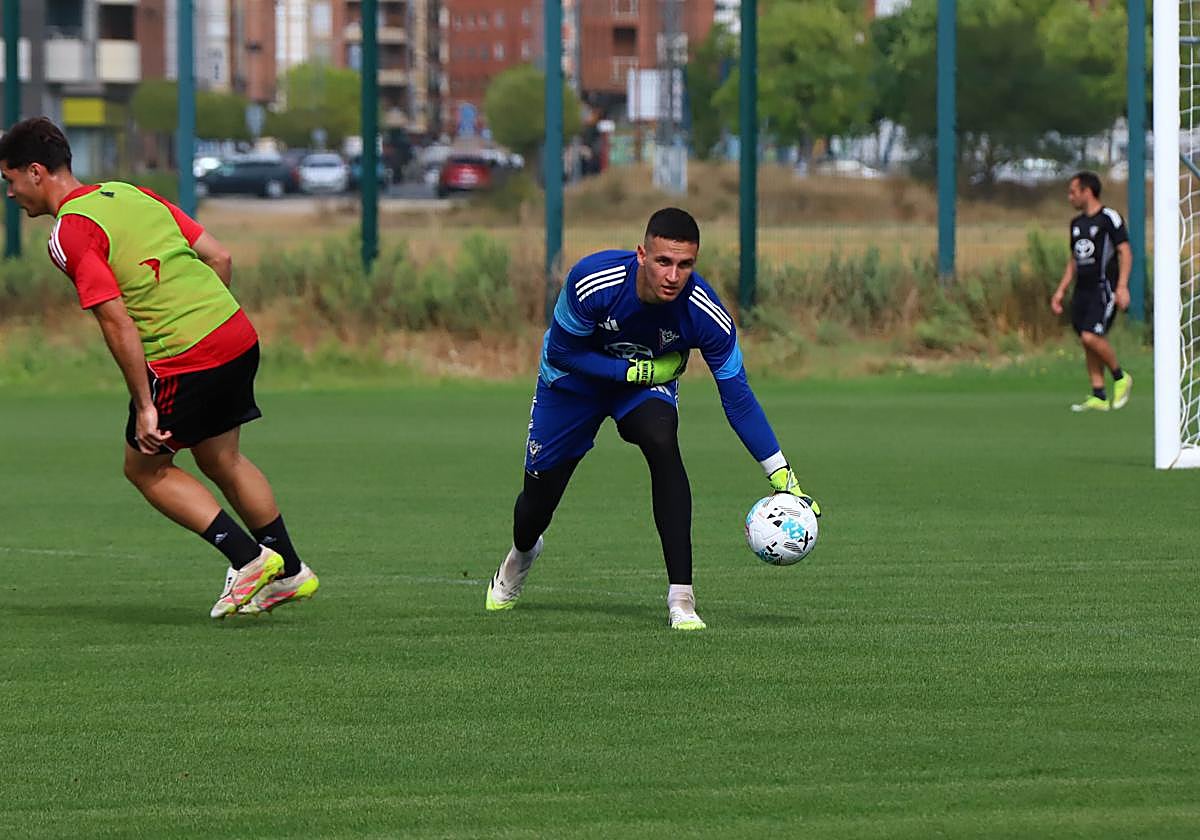 El meta montenegrino está de vuelta.