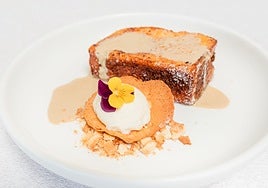 Torrijas con intxaursalsa y crujiente de teja