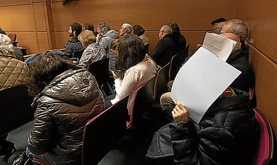 Los acusados, en el juicio celebrado en Vitoria.