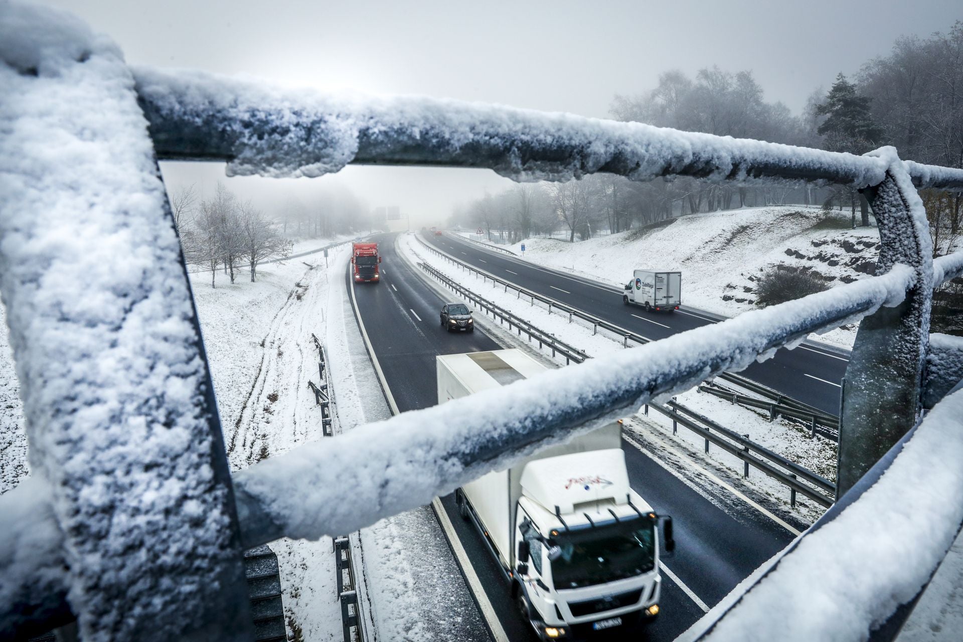 Las imágenes de un día de nieve en Álava