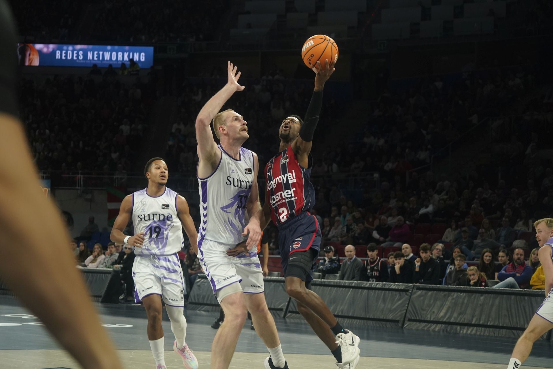 El derbi entre el Baskonia y Surne Bilbao, en fotos