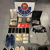 Detenidos en Bakio tres miembros de un grupo criminal al que se le atribuyen 15 robos en viviendas de Bizkaia