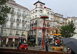 Y después de la noria... llega el tiovivo para la Navidad vitoriana