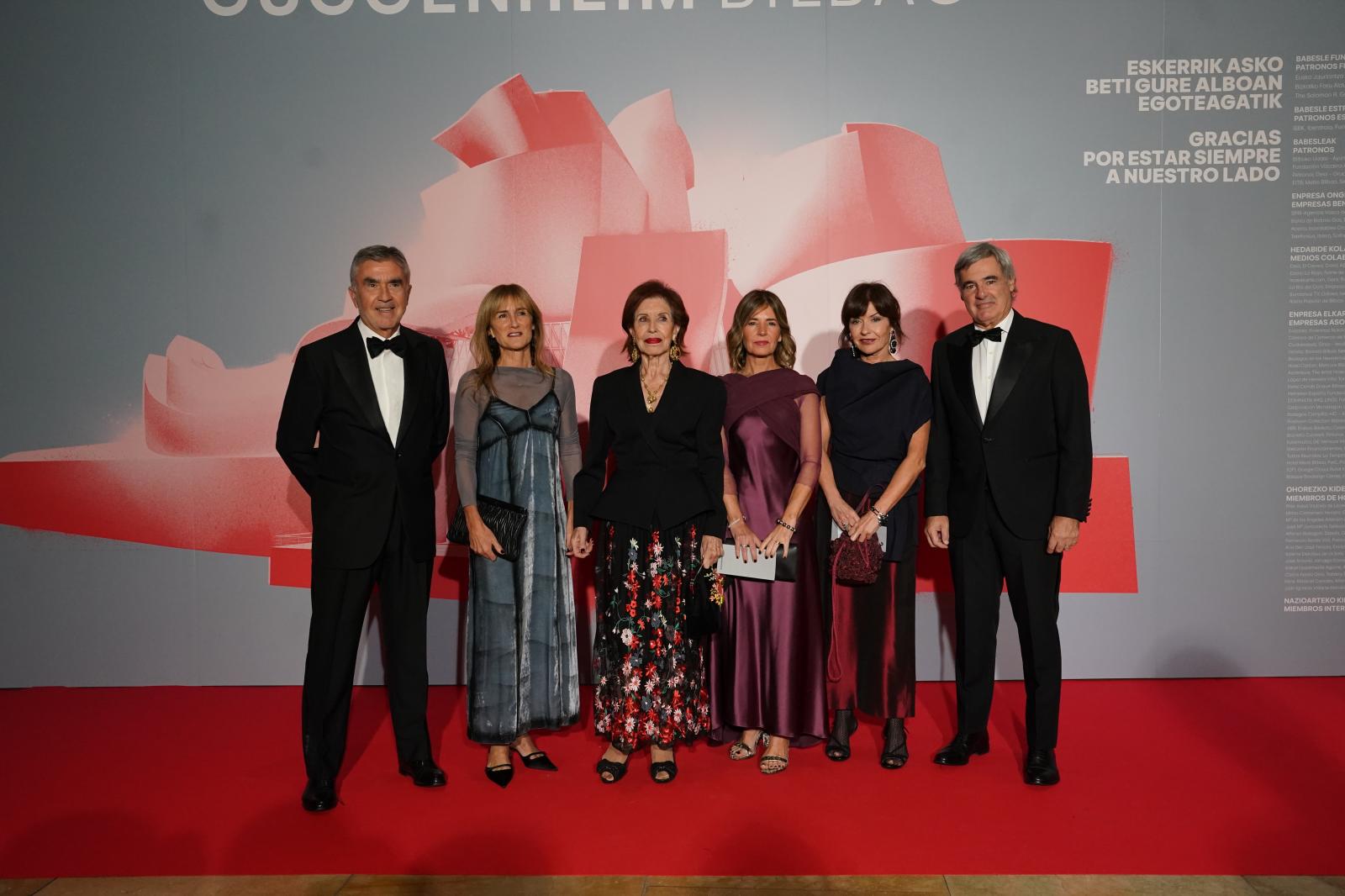 Iñaki Arechabaleta, Yernofa Arteche, Begoña Ciprián, Patricia Aldamiz, María Goti y Alberto Uriarte.