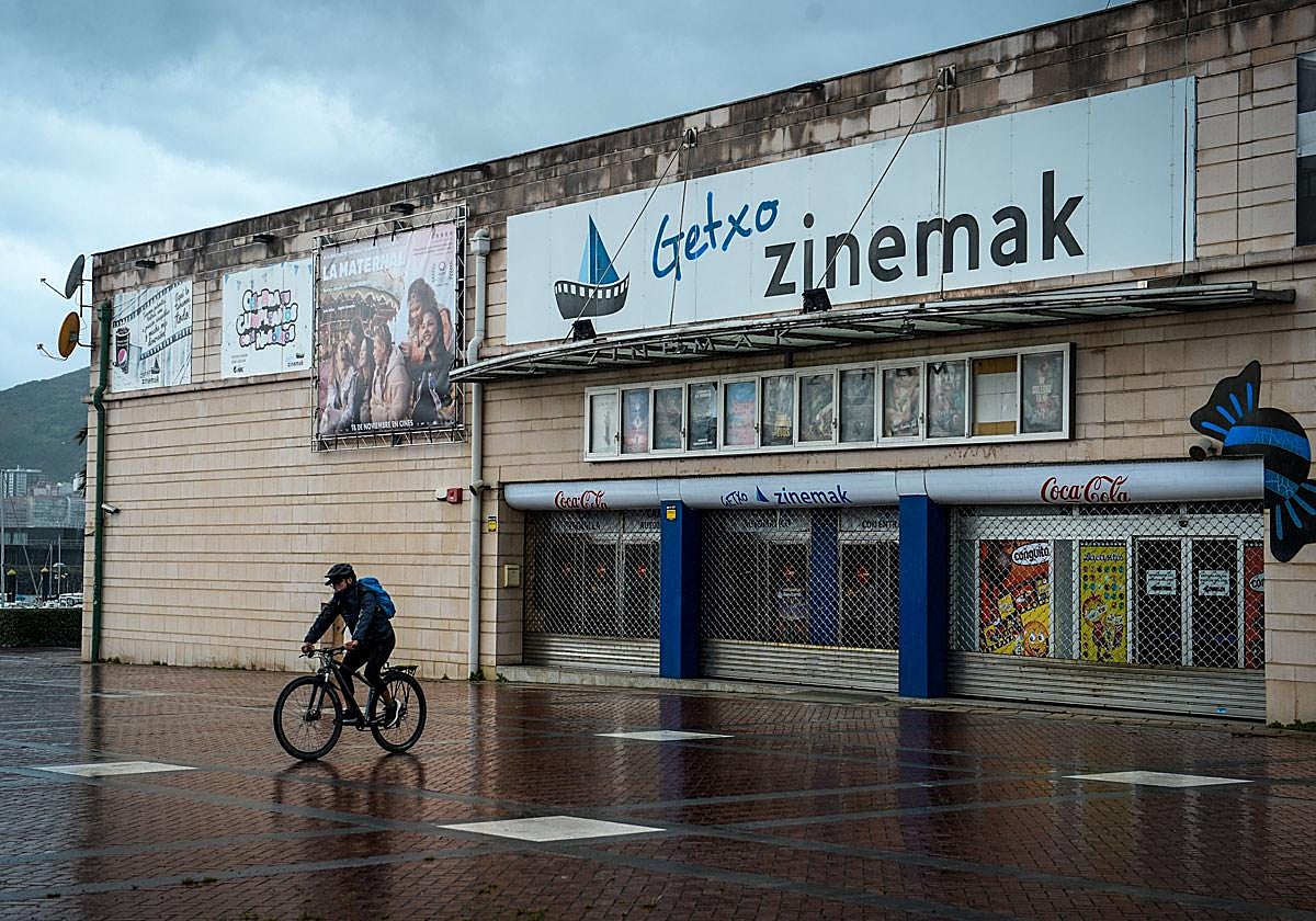 Reunión «clave» para mantener los cines del Puerto Deportivo de Getxo