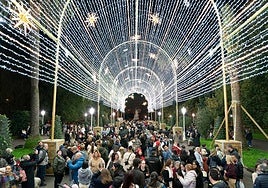 El túnel de luz se convirtió el pasado año en una de las grandes atracciones.