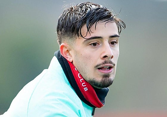 Nico Serrano, durante un entrenamiento en Lezama.