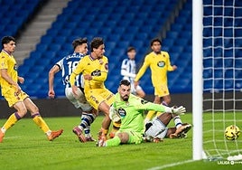 El bloque txuri urdin va hacia arriba.