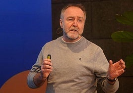 Óscar Bilbao, durante su ponencia.