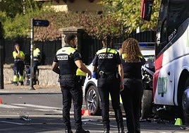 Policías locales en Vitoria.