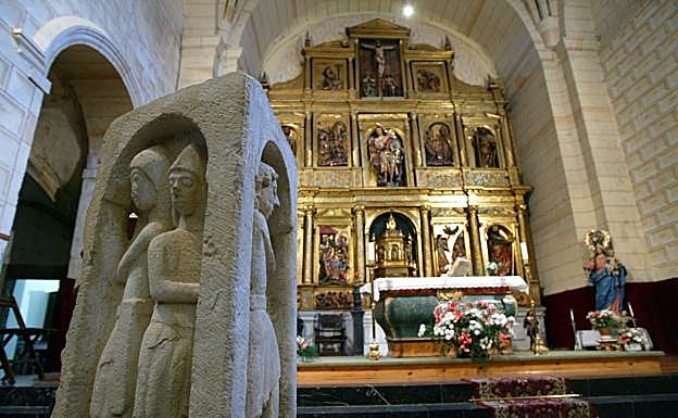 Vista del altar de la Iglesia de San Miguel de Ahedo,