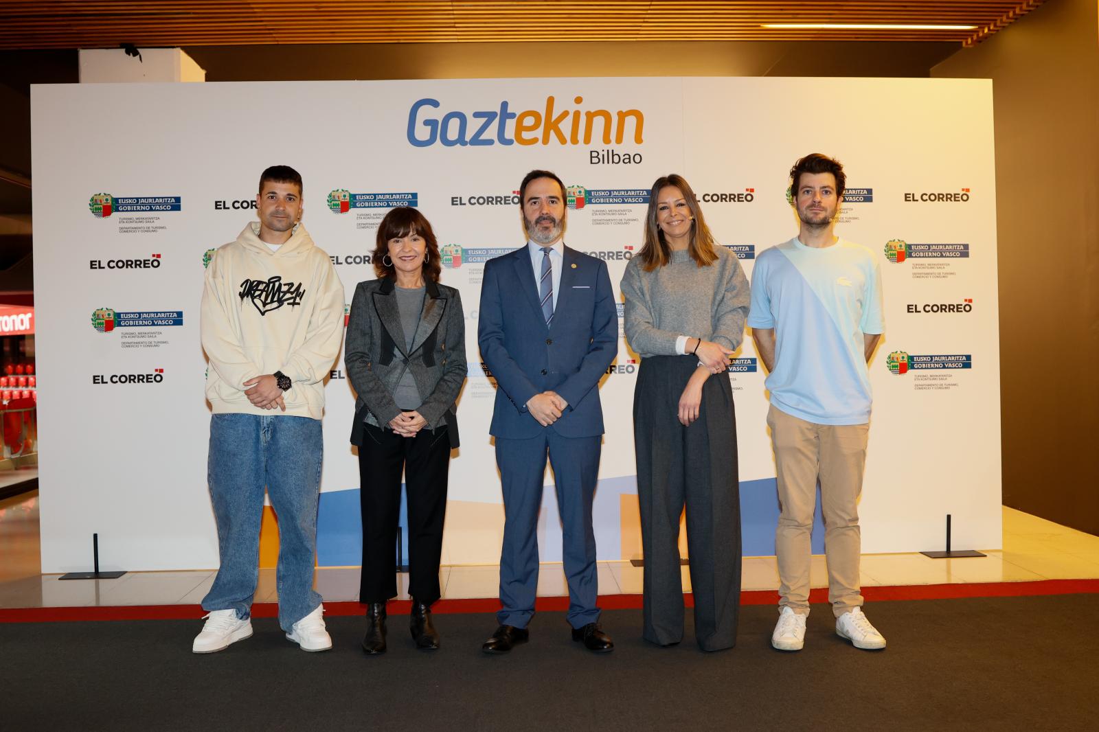 David Cervera, María Goti, Javier Hurtado, Azucena Ordoñez y Mikel Otero.