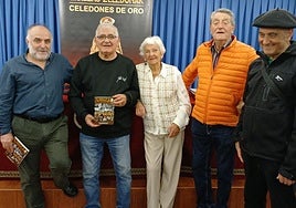 José Antonio Arberas, Eloy González Gavilán, Asun Gorospe, Jesús Moraza y Karlos Aguirre.