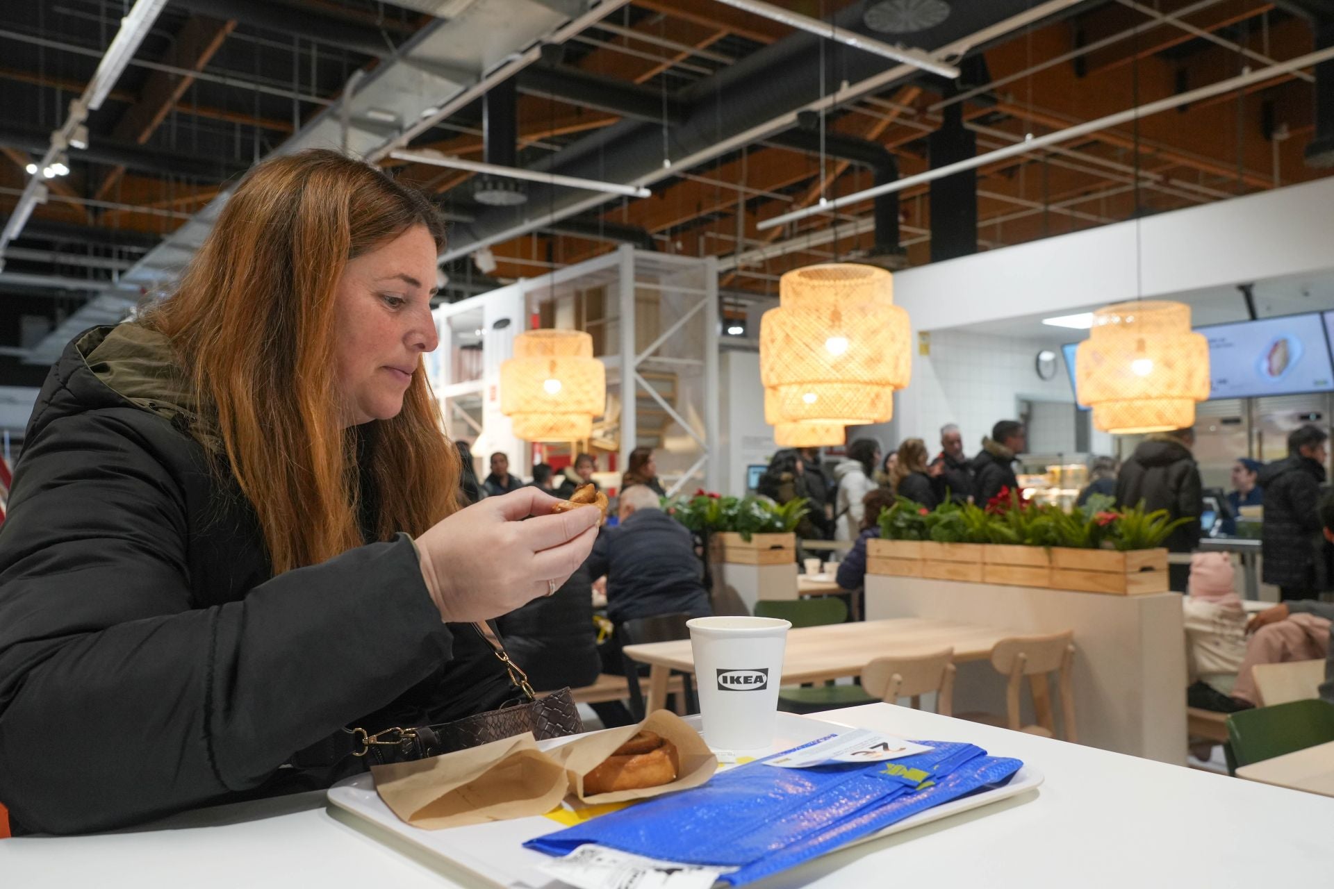 La inauguración de la tienda de Ikea en Vitoria, en imágenes