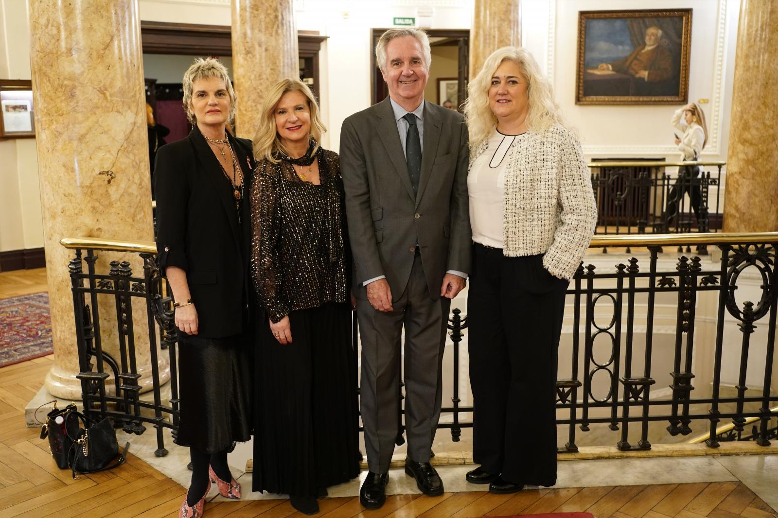 Idoia Odriozola, Yolanda Aberasturi, Luis Eguiluz y Esther Oña.