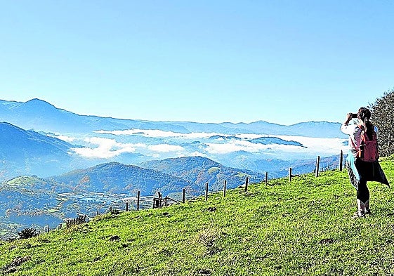 Las vistas transportan al paseante a Suiza.