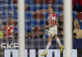 Robert Navarro se suma a la plaga de lesiones: sufre un esguince en el ligamento del tobillo