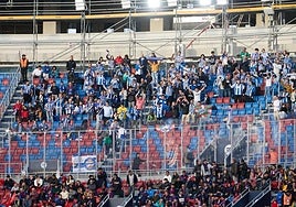 El Alavés, una afición de pico y pala en el Camp Nou