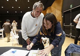 Leire Indurain expone las conclusiones de la mesa verde.