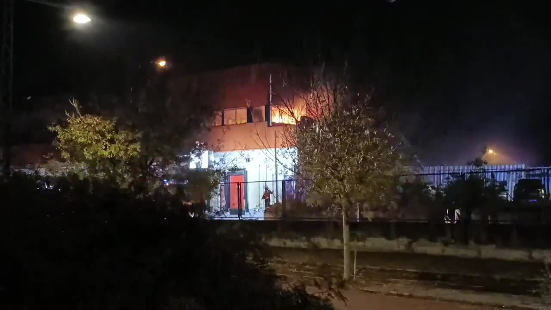 Incendio en el antiguo matadero de Zorroza