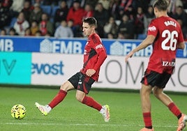 Medrano fue titular ante la Real Sociedad B.