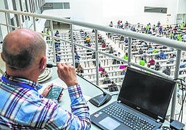 Los aspirantes a la OPE municipal durante el primero de los exámenes.