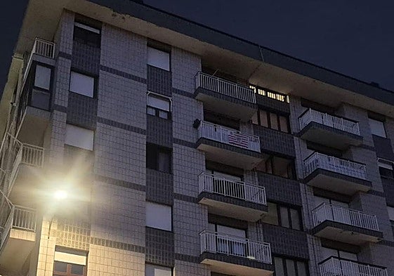 Imagen del edificio donde ha tenido lugar el incendio.