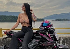 Muere a los 25 años la influencer motera Karen Sofía Quiroz: «Espero no chocar, porque voy sin gafas»