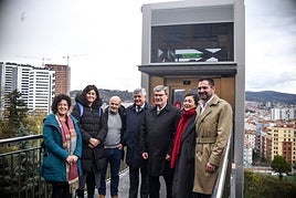 El nuevo ascensor tiene capacidad para 13 personas y videovigilancia las 24 horas del día.