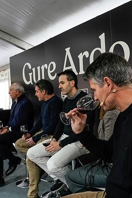 Ardoaraba propone degustar los 40 vinos «más exclusivos» de Rioja Alavesa junto a bodegueros