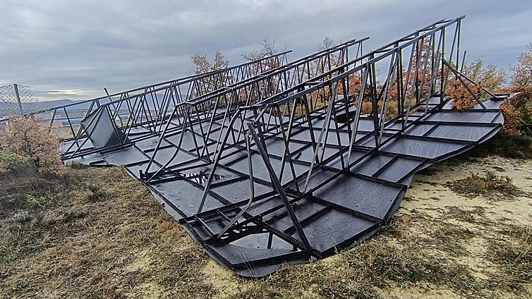 Ernai derriba el último toro de Osborne del País Vasco